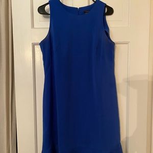 Perfect work appropriate dress! 💙